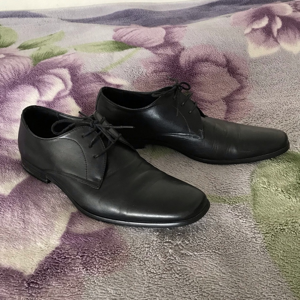 Steve Madden Black Leather Derby Shoes